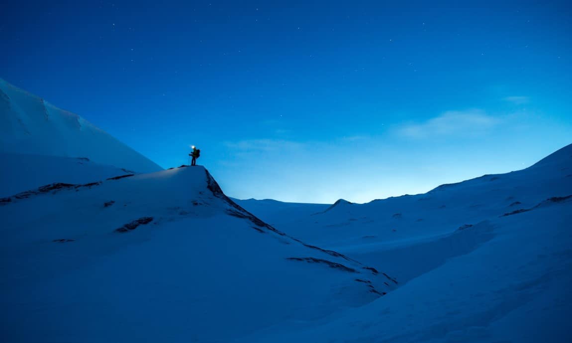 nature-mountain-snow-sky-adventure-mountain-range-650272-pxhere.com