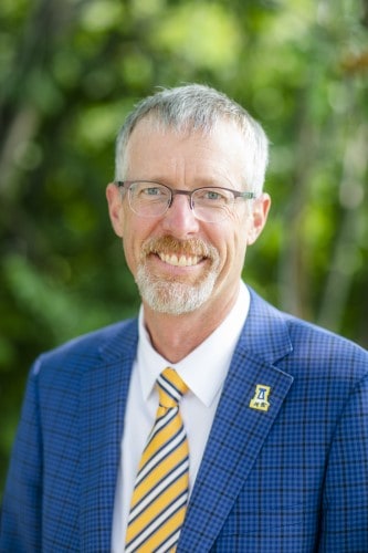 UAF Dan White