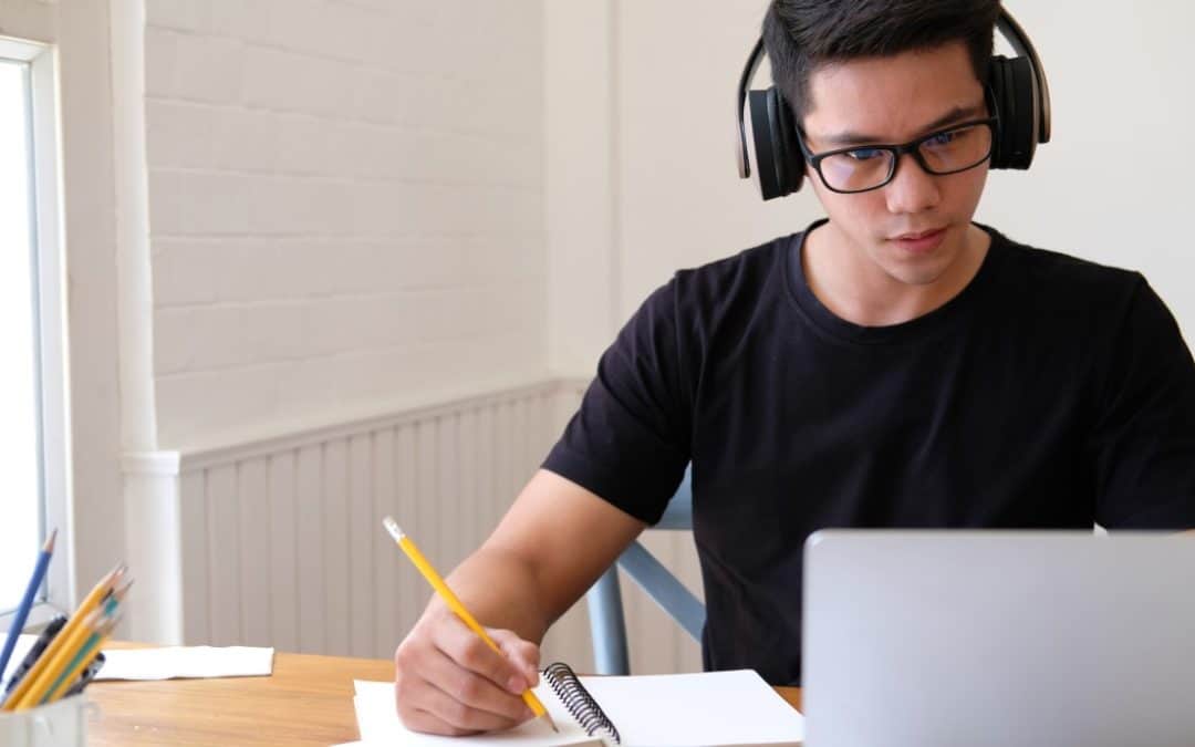 Iḷisaġvik College Receives Donation to Improve Internet Connectivity