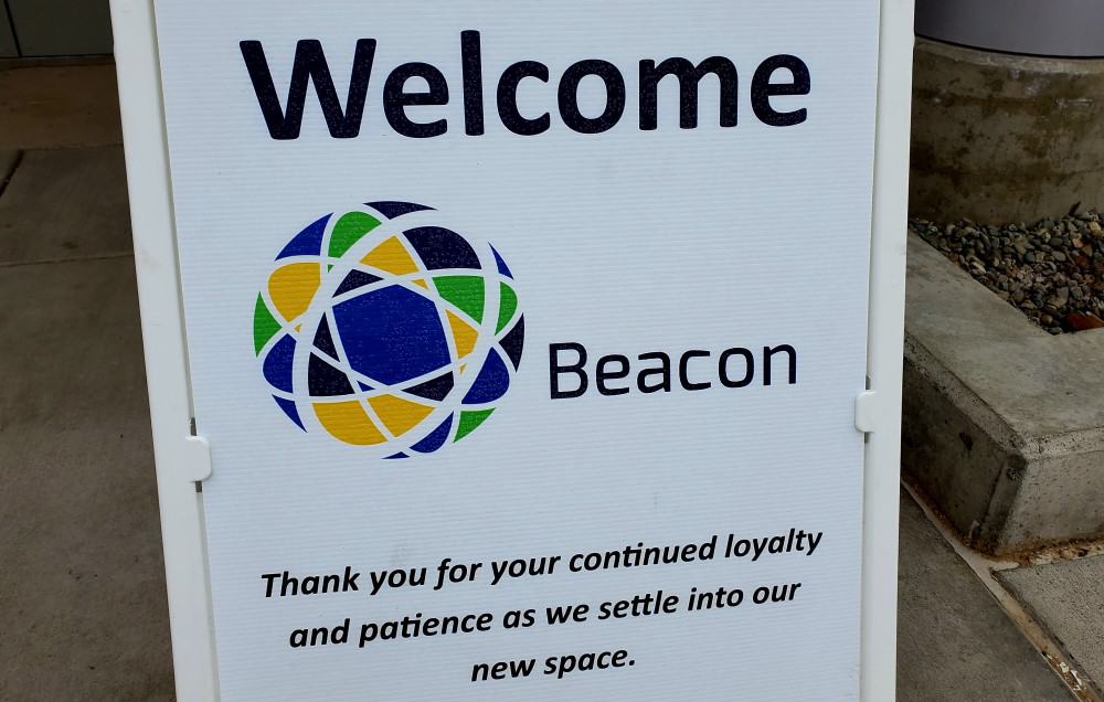 Beacon sign