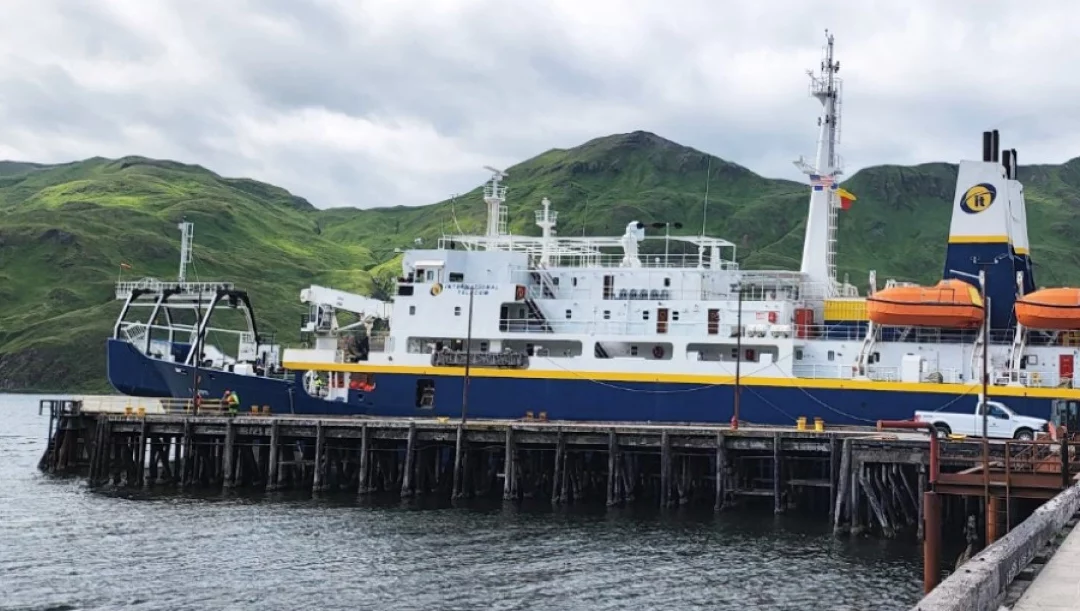 Cable Vessel Arrives for GCI’s AU-Aleutians Fiber Project
